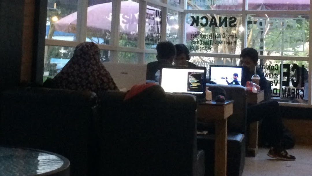 10 Daftar Pilihan Tempat Nongkrong Hits dan Kekinian di Daerah Samarinda, Sudah Pernah Kesini? 8 10 Daftar Pilihan Tempat Nongkrong Hits dan Kekinian di Daerah Samarinda, Sudah Pernah Kesini? 8