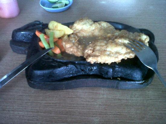 10 Rekomendasi Cafe Daerah Samarinda Paling Banyak Diburu Oleh Generasi Millennials, Wajib Kalian Kunjungi! 2