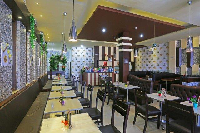 Punya Ide Untuk Ajak Pasangan Ngedate? Coba 6 Rekomendasi Cafe Romantis di Daerah Pontianak Ini Aja 1 Punya Ide Untuk Ajak Pasangan Ngedate? Coba 6 Rekomendasi Cafe Romantis di Daerah Pontianak Ini Aja 1