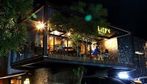 6 Rekomendasi Cafe Romantis di Bandar Lampung Ini Bisa Menjadi Pilihan Untuk Ngedate Bareng Pasangan 3 6 Rekomendasi Cafe Romantis di Bandar Lampung Ini Bisa Menjadi Pilihan Untuk Ngedate Bareng Pasangan 3