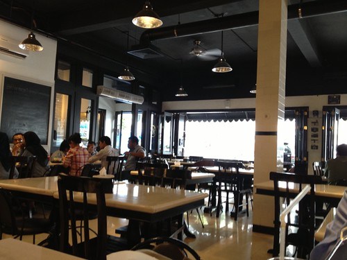 6 Rekomendasi Cafe Romantis di Pekanbaru Cocok Untuk Ngedate Sambil Candle Light Dinner Bareng Pasangan 3