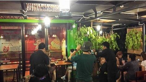 6 Rekomendasi Cafe Romantis Daerah Banjarmasin Bisa Dijadikan Untuk Candle Light Dinner Bersama Pasangan 5