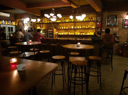 6 Referensi Cafe Live Music di Daerah Jakarta Pusat, Cocok Buat Hangout Akhir Pekan! 5