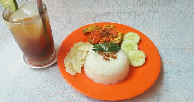 10 Referensi Tempat Nongkrong di Daerah Pontianak Ini Hits Untuk Kalangan Milenials, Merapat Kuy! 9 10 Referensi Tempat Nongkrong di Daerah Pontianak Ini Hits Untuk Kalangan Milenials, Merapat Kuy! 9