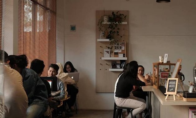 6 Rekomendasi Tempat Ngopi di Daerah Cirebon Ini Tak Hanya Enak, Suasananya Juga Cozy Abis 2