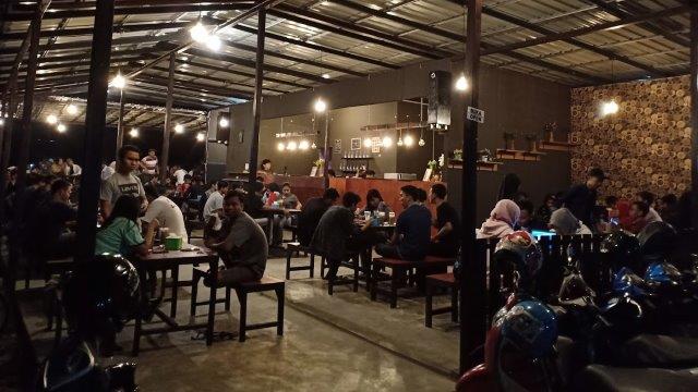 10 Rekomendasi Cafe Daerah Samarinda Paling Banyak Diburu Oleh Generasi Millennials, Wajib Kalian Kunjungi! 7