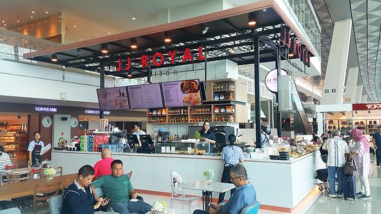 6 Rekomendasi Pilihan Cafe 24 Jam di Tangerang Ini Bisa Jadi Obat Saat Bosen Tengah Malam! 3