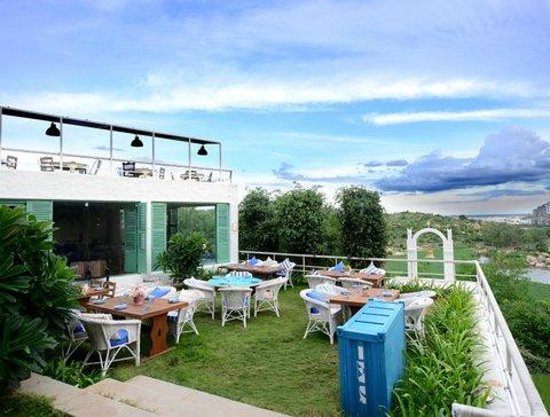 10 Daftar Pilihan Cafe Paling Hits di Daerah Cirebon Ini Pas Banget Buat Hangout Kalian 3