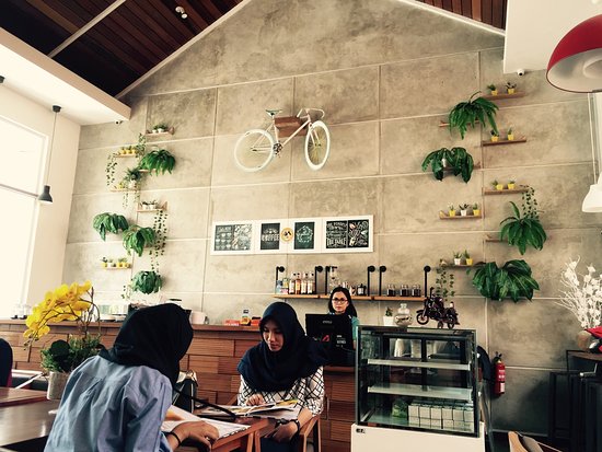 10 Daftar Pilihan Cafe Paling Hits di Daerah Cirebon Ini Pas Banget Buat Hangout Kalian 6