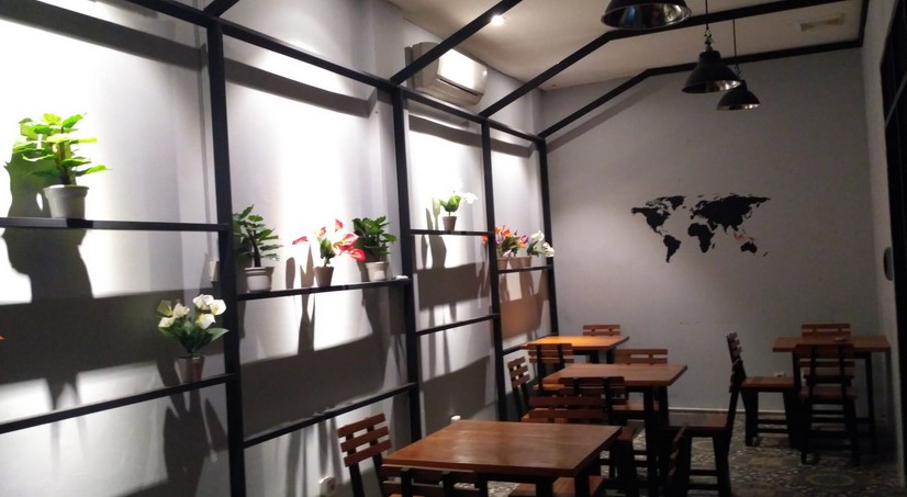 10 Rekomendasi Cafe Kekinian di Daerah Bekasi Ini Cocok Untuk Ngumpul Bareng Saat Weekend 7 10 Rekomendasi Cafe Kekinian di Daerah Bekasi Ini Cocok Untuk Ngumpul Bareng Saat Weekend 7