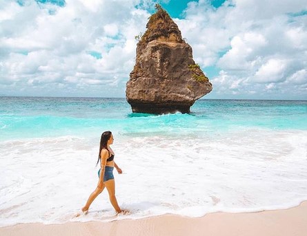 10 Rekomendasi Pantai Daerah Nusa Penida Ini Cantiknya Telah Diakui Oleh Dunia, Wajib Kalian Kunjungi! 10 10 Rekomendasi Pantai Daerah Nusa Penida Ini Cantiknya Telah Diakui Oleh Dunia, Wajib Kalian Kunjungi! 10