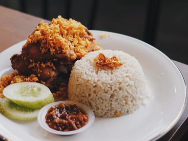 10 Daftar Pilihan Cafe Tangerang Ini Cocok Untuk Hangout Saat Weekend, Menarik Untuk Dicoba! 4 10 Daftar Pilihan Cafe Tangerang Ini Cocok Untuk Hangout Saat Weekend, Menarik Untuk Dicoba! 4