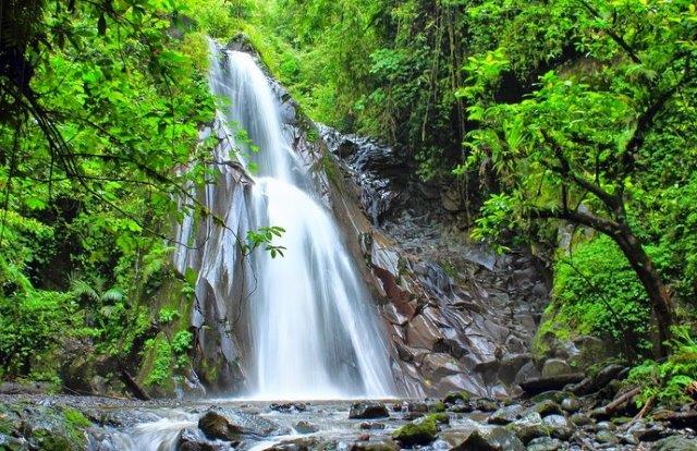 10 Tempat Wisata Air Terjun di Wilayah Banyuwangi Jawa Timur Yang Pesonanya Luar Biasa Menakjubkan 6