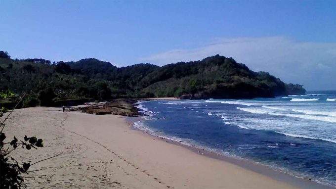 Kenalkan 10 Pantai Ciamik Sangat Mempesona di Wilayah Tulungagung, Mana Yang Sudah Dibuka? 7 Kenalkan 10 Pantai Ciamik Sangat Mempesona di Wilayah Tulungagung, Mana Yang Sudah Dibuka? 7