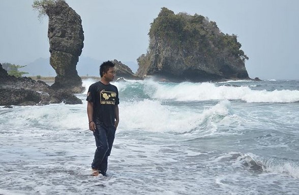 10 Rekomendasi Pilihan Pantai Terdekat Dari Kota Batu Jawa Timur Ini Tak Kalah Cantik Dengan Bali 2