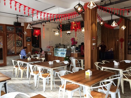 10 Rekomendasi Cafe Paling Epic di Daerah Batam, Cocok Sekali Untuk Hangout Sambil Berburu Foto 5 10 Rekomendasi Cafe Paling Epic di Daerah Batam, Cocok Sekali Untuk Hangout Sambil Berburu Foto 5