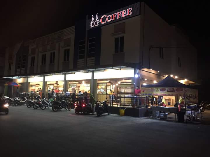 10 Rekomendasi Cafe Paling Epic di Daerah Batam, Cocok Sekali Untuk Hangout Sambil Berburu Foto 7 10 Rekomendasi Cafe Paling Epic di Daerah Batam, Cocok Sekali Untuk Hangout Sambil Berburu Foto 7