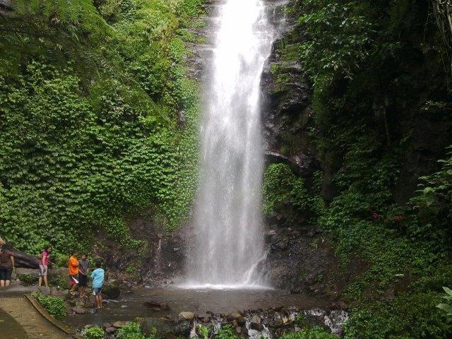 10 Destinasi Wisata Air Terjun di Pacet Paling Oke Untuk Basah Basahan Termasuk Ada Coban Canggu 10