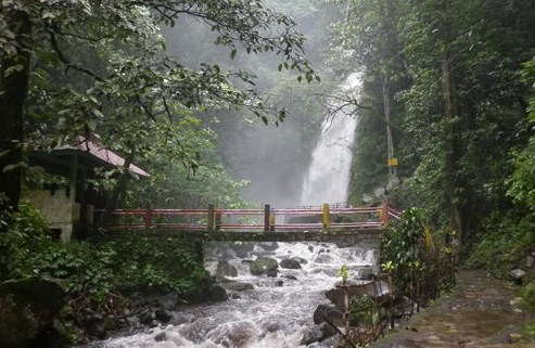 10 Destinasi Wisata Air Terjun di Pacet Paling Oke Untuk Basah Basahan Termasuk Ada Coban Canggu 8