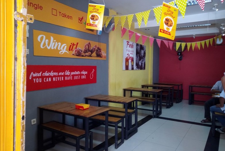 6 Rekomendasi Tempat Nongkrong 24 Jam di Daerah Depok Yang Dapat Menemani Waktu Begadangmu! 6