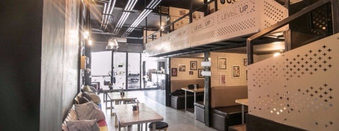 6 Rekomendasi Cafe Cantik di Daerah Tangerang Selatan Yang Cocok Untuk Hangout Bareng Teman Kalian 3 6 Rekomendasi Cafe Cantik di Daerah Tangerang Selatan Yang Cocok Untuk Hangout Bareng Teman Kalian 3