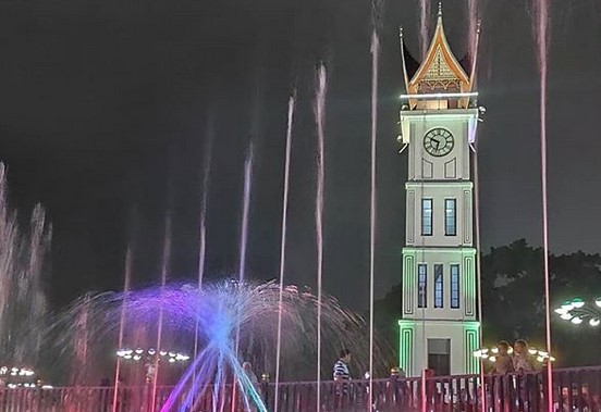 7 Info Penting Mengenai Jam Gadang Bukittinggi yang Membuat Kita Tanpa Pikir Panjang Langsung Pergi ke Tempat ini 1