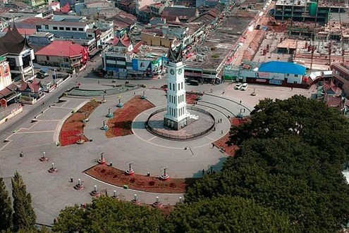 7 Info Penting Mengenai Jam Gadang Bukittinggi yang Membuat Kita Tanpa Pikir Panjang Langsung Pergi ke Tempat ini 2