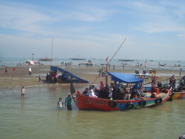 10 Daftar Pantai Bagus di Semarang dan Sekitarnya Yang Memiliki Pemandangan Indah Lagi Hits 6