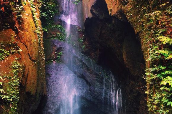 10 Referensi Wisata Air Terjun Paling Hits di Bali Yang Instagramable Banget dan Mudah Dijangkau 8