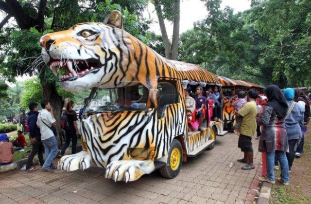 Inilah 10 Hal Menarik di Kebun Binatang Ragunan Jakarta yang Membuat Liburan Berkesan 2 Inilah 10 Hal Menarik di Kebun Binatang Ragunan Jakarta yang Membuat Liburan Berkesan 2