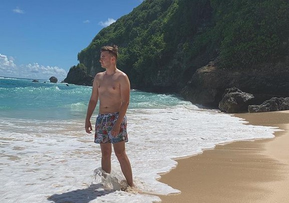 9 Info Penting yang Tidak Boleh Dilewatkan Sebelum Berkunjung ke Sundays Beach Club 2 9 Info Penting yang Tidak Boleh Dilewatkan Sebelum Berkunjung ke Sundays Beach Club 2