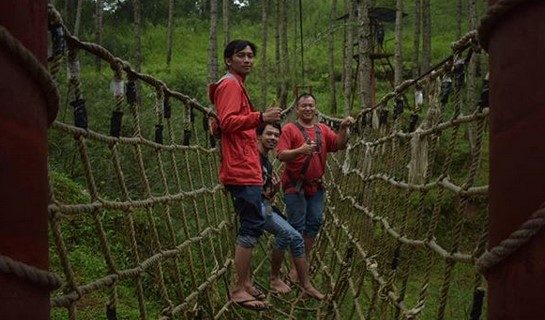 Berlibur Mendekat dengan Alam di Wana Wisata Kampoeng Ciherang 10 Berlibur Mendekat dengan Alam di Wana Wisata Kampoeng Ciherang 10