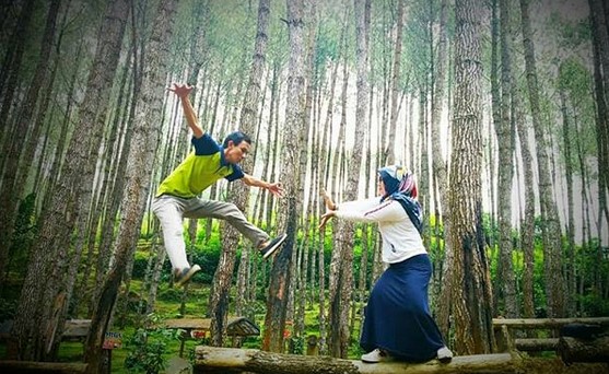 Berlibur Mendekat dengan Alam di Wana Wisata Kampoeng Ciherang 3 Berlibur Mendekat dengan Alam di Wana Wisata Kampoeng Ciherang 3