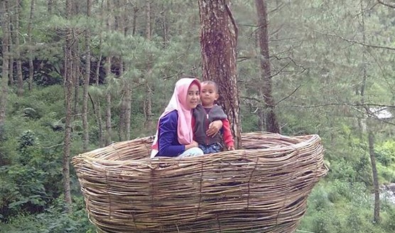 Berlibur Mendekat dengan Alam di Wana Wisata Kampoeng Ciherang 6 Berlibur Mendekat dengan Alam di Wana Wisata Kampoeng Ciherang 6