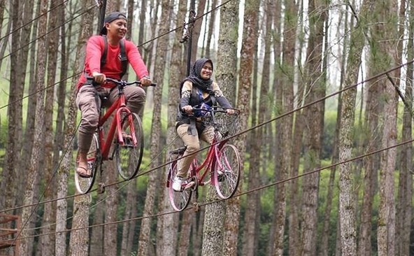 Berlibur Mendekat dengan Alam di Wana Wisata Kampoeng Ciherang 9 Berlibur Mendekat dengan Alam di Wana Wisata Kampoeng Ciherang 9