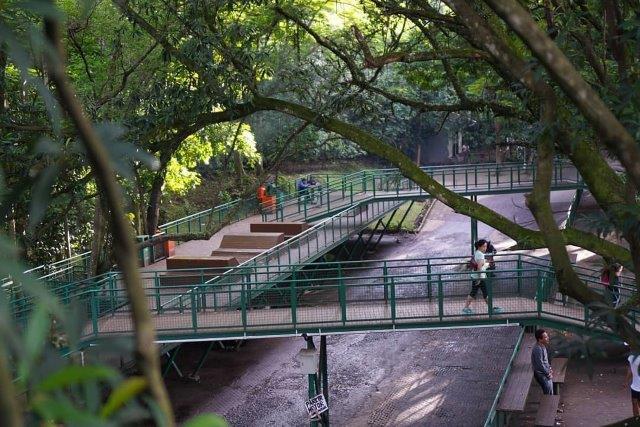 Harga Tiket Masuk dan Jalan Menuju Babakan Siliwangi Bandung 10