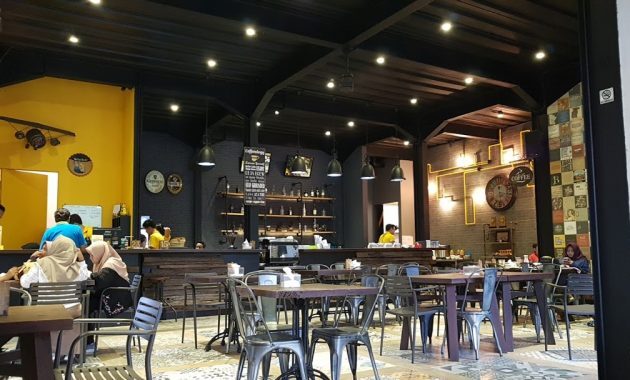 10 Daftar Pilihan Cafe Daerah Blitar Ini Paling Diburu, Hits dan Instagramable Abis 7 10 Daftar Pilihan Cafe Daerah Blitar Ini Paling Diburu, Hits dan Instagramable Abis 7