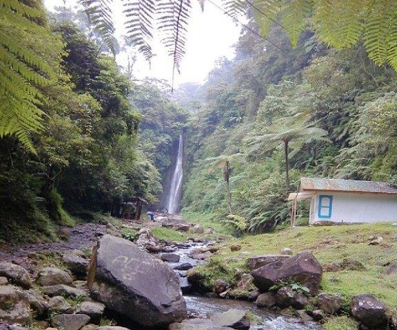 6 Rekomendasi Wisata Air Terjun Cantik di Cianjur Yang Cantik dan Mempesona Ini Lagi Hits 4