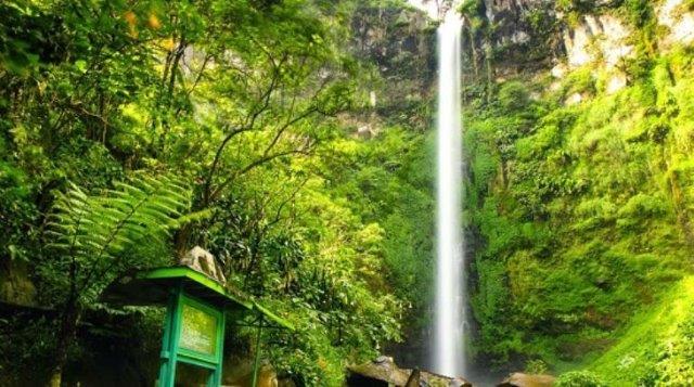 Beberapa Tempat Wisata Air Terjun Dengan Pemandangan Eksotis di Sekitar Kota Batu Jawa Timur 4