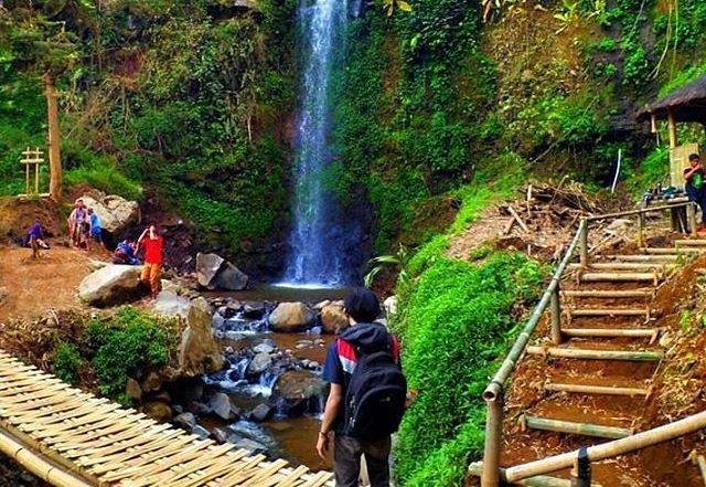 6 Daftar Pilihan Wisata Air Terjun Kece dan Yang Paling Eksotis di Daerah Magelang 6