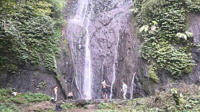 6 Rekomendasi Wisata Air Terjun di Daerah Tulungagung Yang Indah Ini Bikin Liburanmu Semakin Seru 2 6 Rekomendasi Wisata Air Terjun di Daerah Tulungagung Yang Indah Ini Bikin Liburanmu Semakin Seru 2