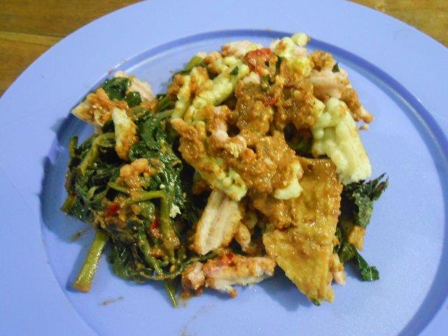 10 Daftar Pilihan Makanan Khas di Daerah Pemalang Yang Enak, Lezat dan Nikmatnya Menggugah Selera 10 10 Daftar Pilihan Makanan Khas di Daerah Pemalang Yang Enak, Lezat dan Nikmatnya Menggugah Selera 10