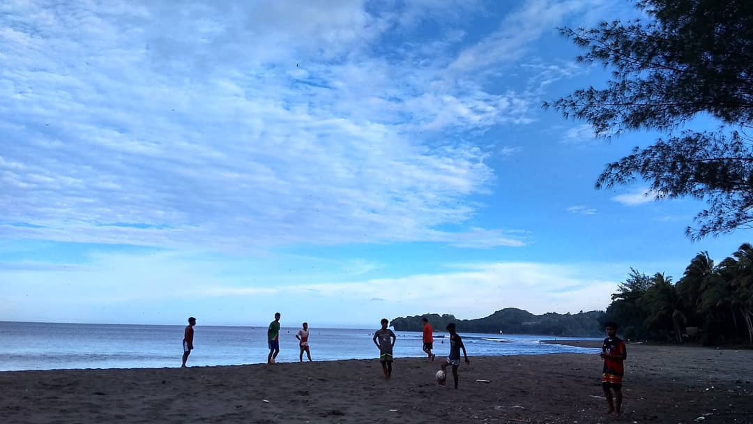 Menuju Pantai Batu Karas 3