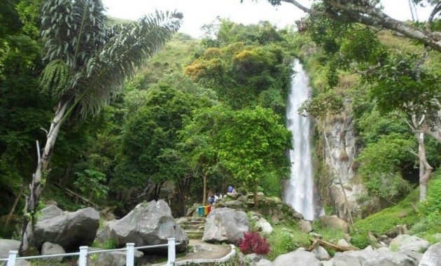 6 Daftar Pilihan Wisata Air Terjun di Sekitar Danau Toba Yang Pesonanya Sudah Mendunia 2