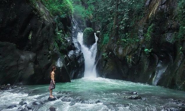 6 Rekomendasi Wisata Air Terjun di Daerah Garut Ini Pesonanya Sukses Buat Ngilangin Stresmu 1
