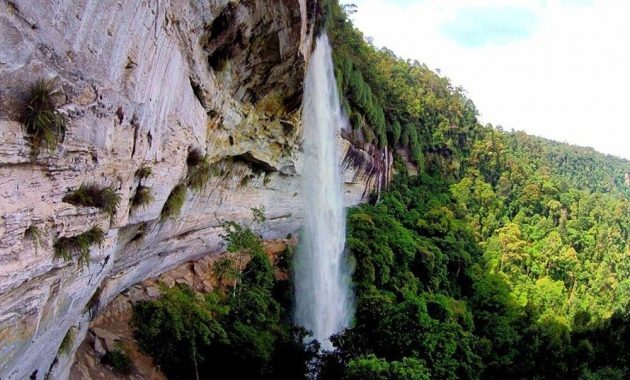 6 Daftar Pilihan Air Terjun Daerah Riau Yang Indah dan Cantik Ini Recommended Buat Dikunjungi 5 6 Daftar Pilihan Air Terjun Daerah Riau Yang Indah dan Cantik Ini Recommended Buat Dikunjungi 4