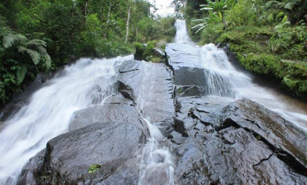 6 Rekomendasi Wisata Air Terjun Terdekat di Daerah Solo, Bikin Kamu Gak Ingin Beranjak 3