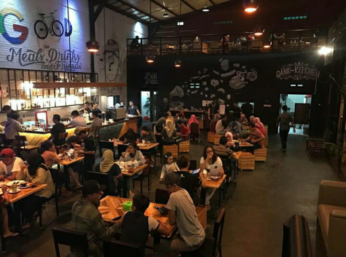 10 Daftar Pilihan Tempat Nongkrong Kekinian di Kota Kretek Kudus, Menarik Untuk Kalian Kunjungi 1 10 Daftar Pilihan Tempat Nongkrong Kekinian di Kota Kretek Kudus, Menarik Untuk Kalian Kunjungi 1