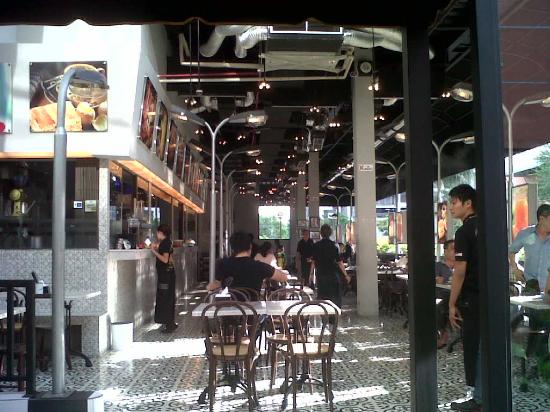10 Rekomendasi Cafe Paling Populer dan Hits di Daerah Kuningan, Tempat Ngumpulnya Kawula Muda 4