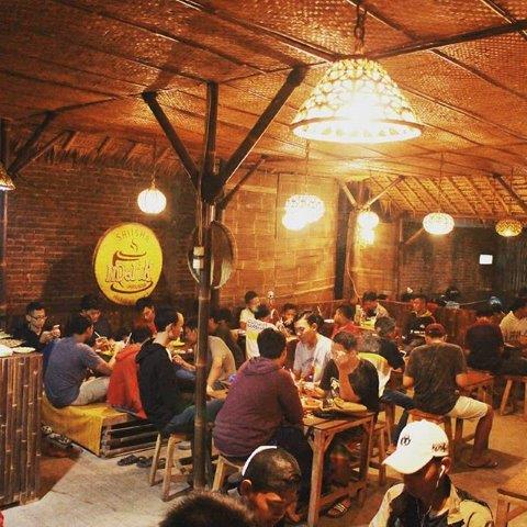 10 Daftar Pilihan Tempat Nongkrong Kekinian di Kota Kretek Kudus, Menarik Untuk Kalian Kunjungi 5 10 Daftar Pilihan Tempat Nongkrong Kekinian di Kota Kretek Kudus, Menarik Untuk Kalian Kunjungi 5